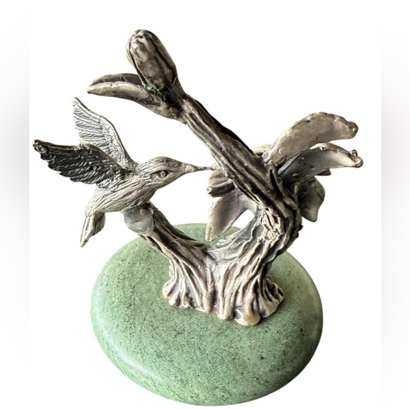 GEORGE GOOD Cast-Pewter Hummingbird SCULPTURE, Mounted on Jade Green Marble Base - Picture 4 of 4